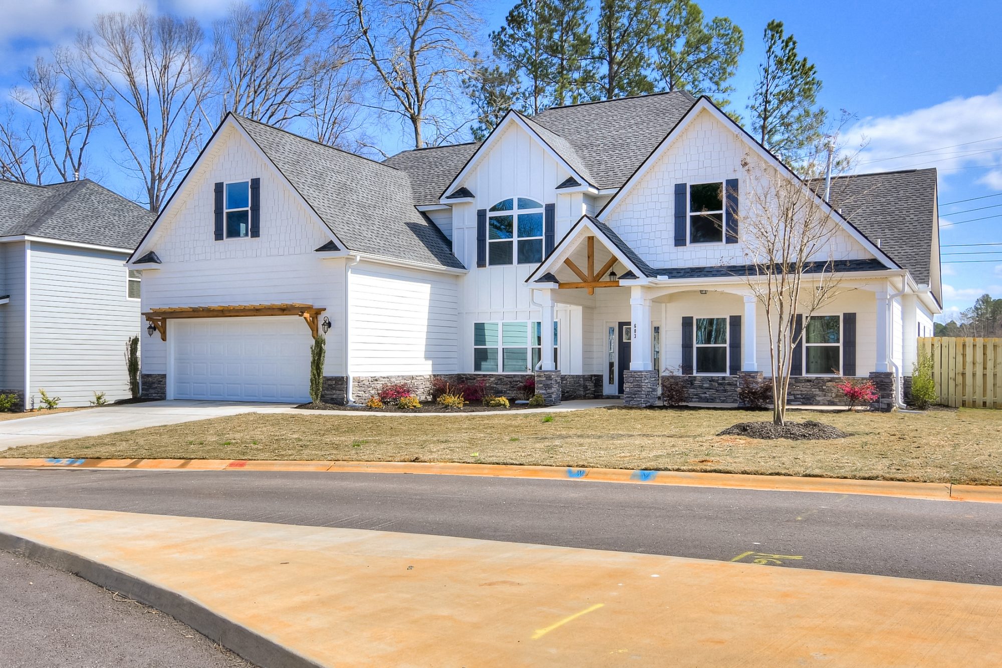 https://www.crawfordcreekcommunities.com/wp-content/uploads/2020/09/002_68368047-2000x1334.jpg
