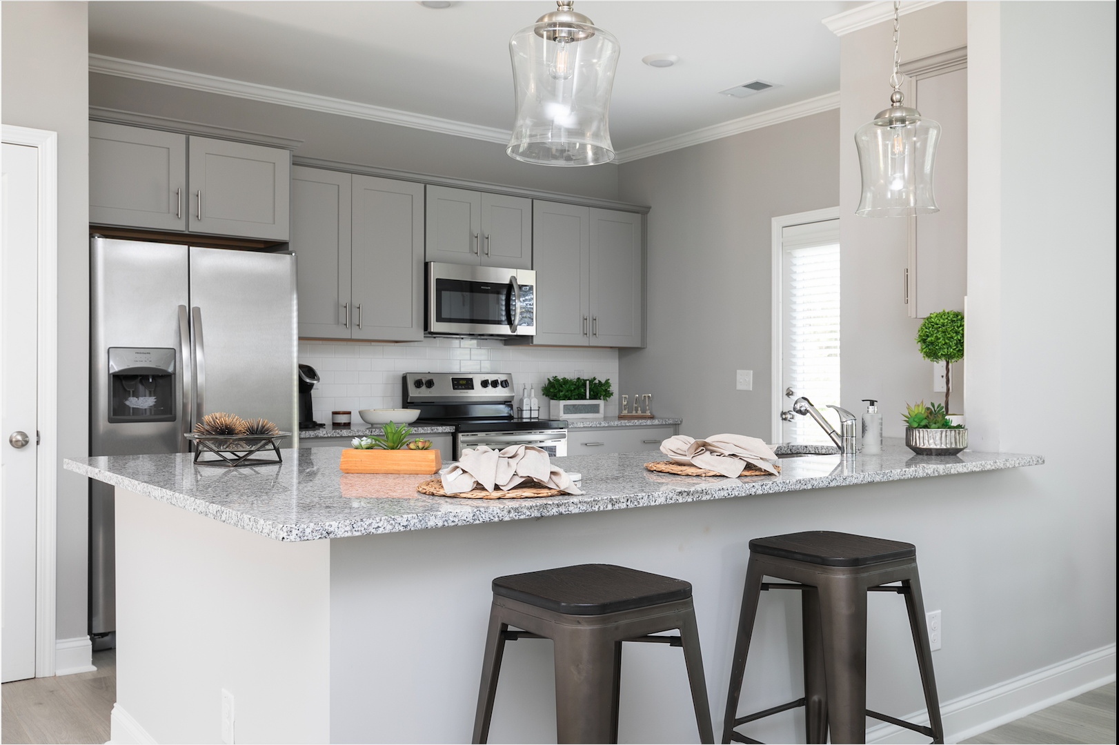 https://www.crawfordcreekcommunities.com/wp-content/uploads/2022/09/Caldwell-Park-Kitchen-.png