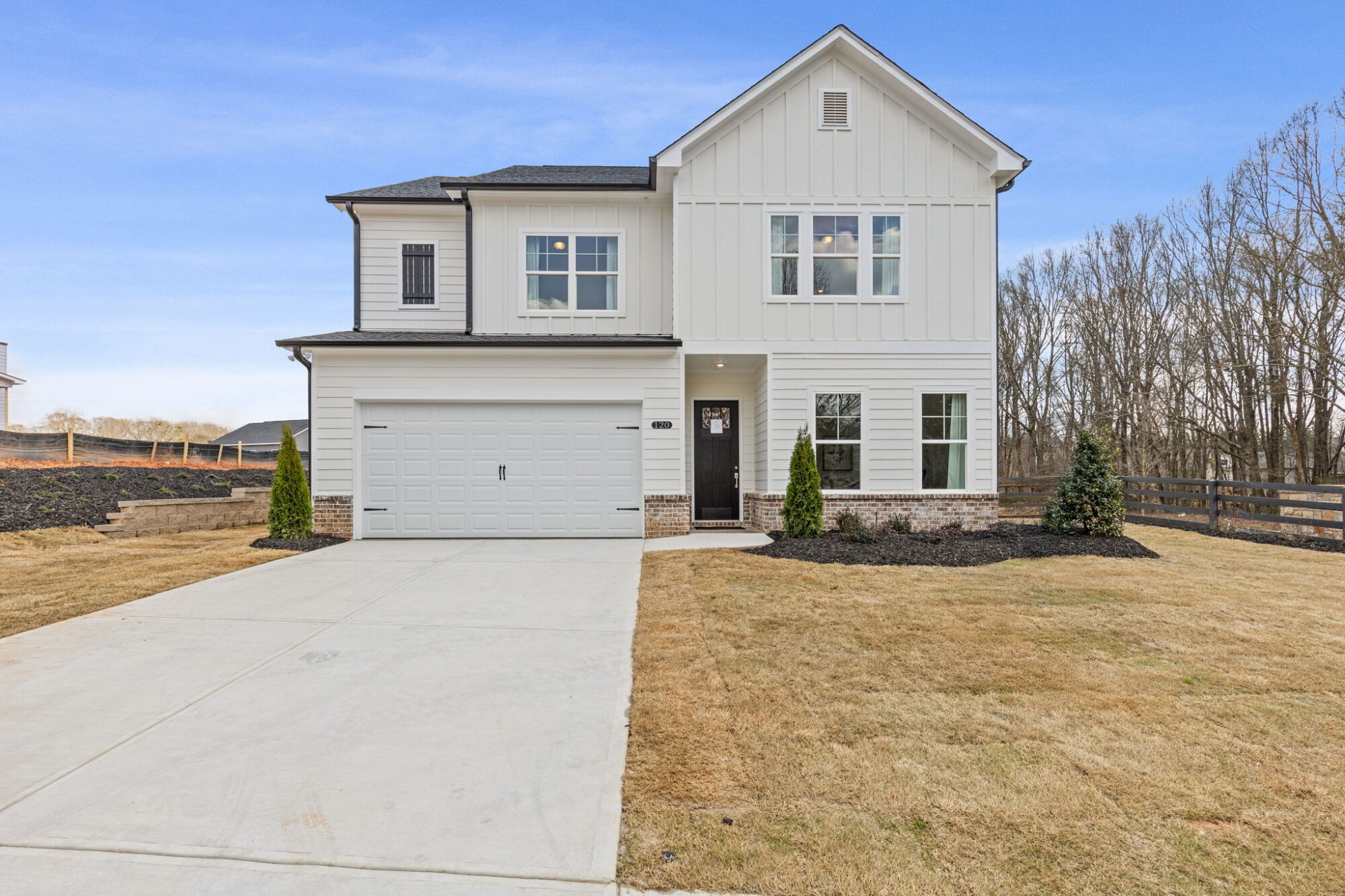 https://www.crawfordcreekcommunities.com/wp-content/uploads/2024/04/1-web-or-mls-HDR-153-of-180-2000x1333.jpg