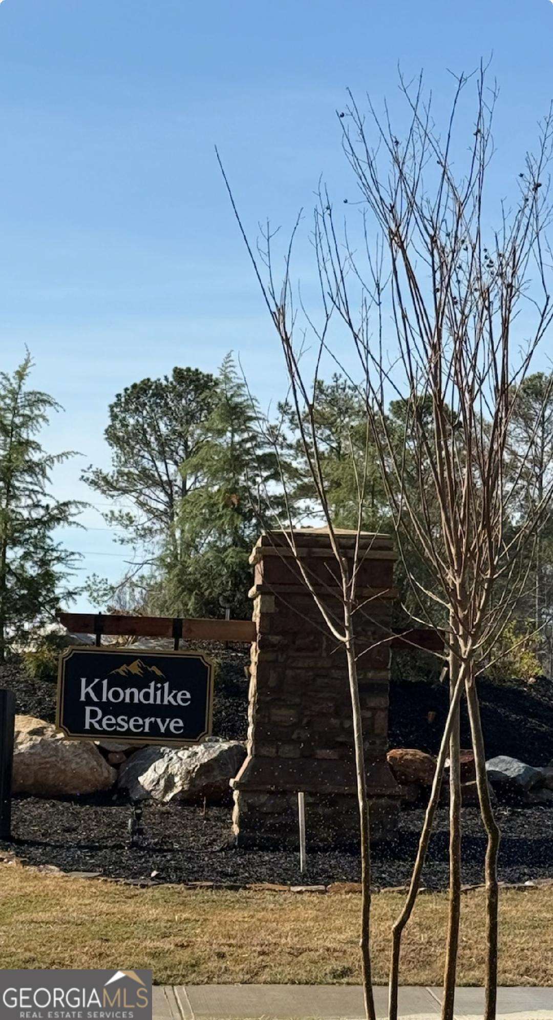 https://www.crawfordcreekcommunities.com/wp-content/uploads/mls/photos/10526217/10526217-1.jpg