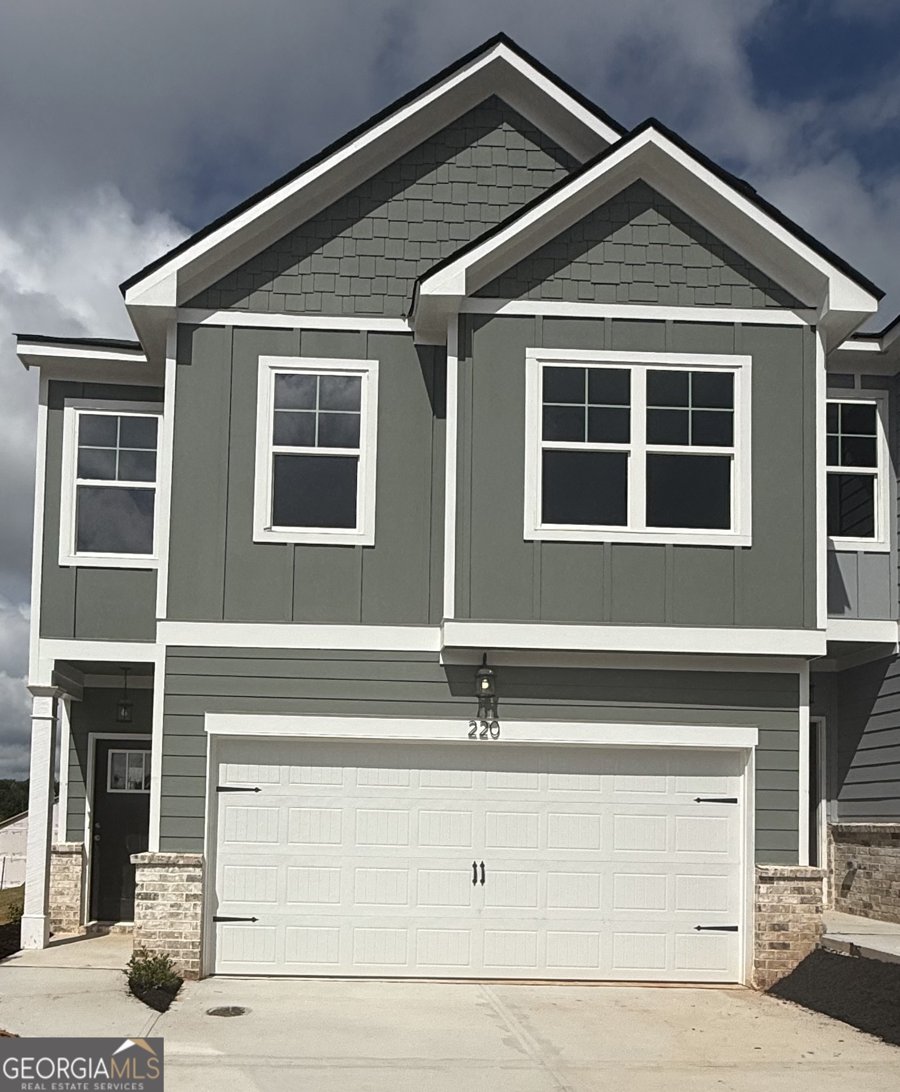 https://www.crawfordcreekcommunities.com/wp-content/uploads/mls/photos/10587579/10587579-1.jpg