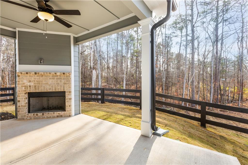 https://www.crawfordcreekcommunities.com/wp-content/uploads/mls/photos/7817190/7817190-1.jpg